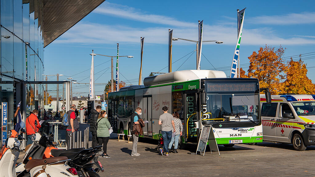 20211028_fmt_impfbus_europark_mw-6.jpg