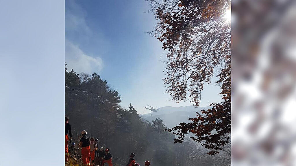 Flughelfer aus Salzburg bei Waldbrand in NÖ