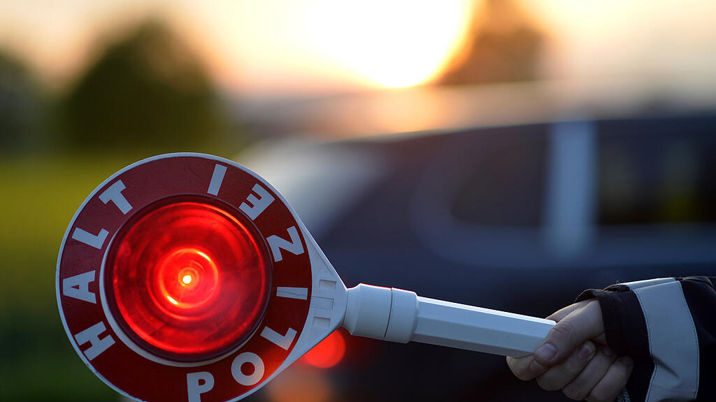 Polizei, Kontrolle, Verkehr, Polizeikontrolle, SB