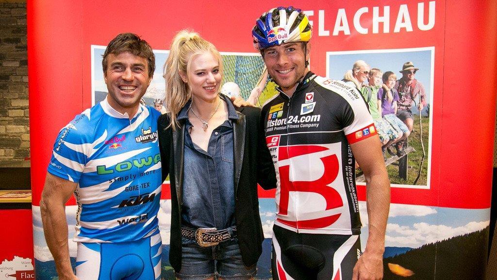 Die Society der Bike Night Flachau