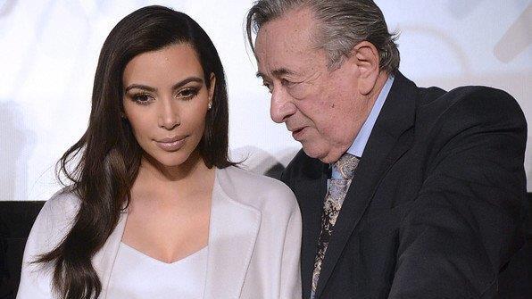 Kim Kardashian bei Pressekonferenz mit Richard Lugner in der Lugner Kino City