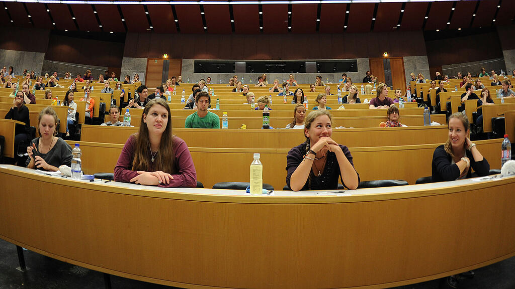 Uni, Universität