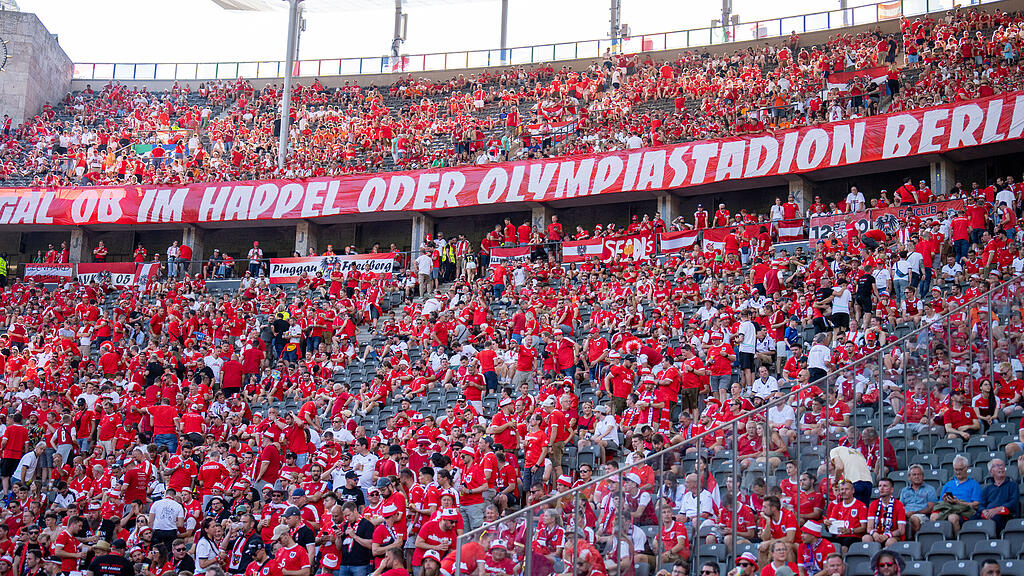 \u00d6sterreichische Fans