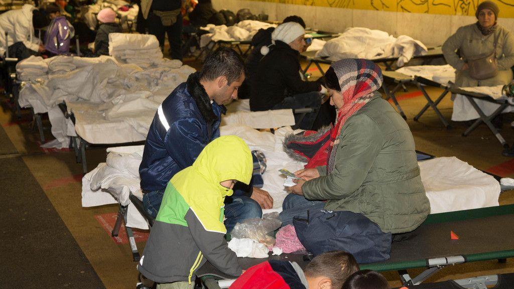 Flüchtlinge am Donnerstag am Salzburger Hauptbahnhof