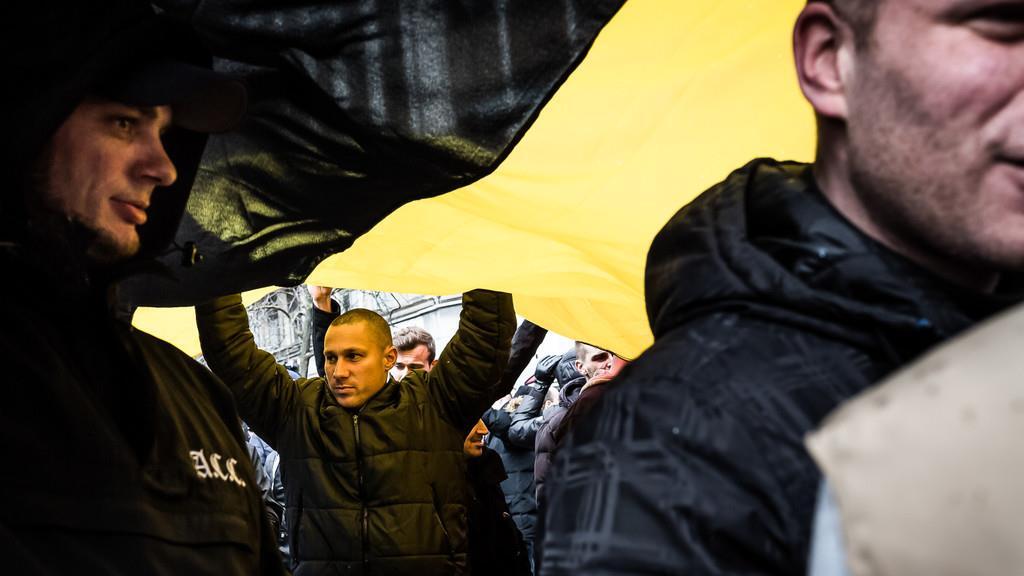 Hooligans randalieren in Brüssel