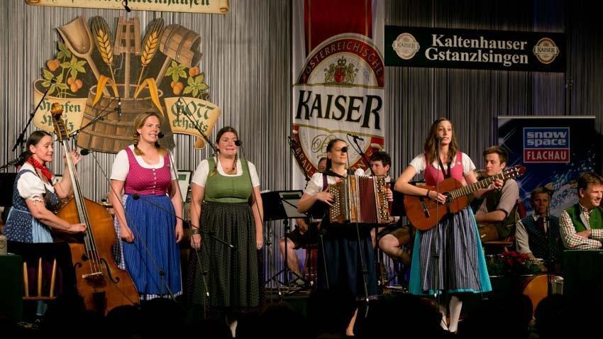 Gstanzlsingen in Brauerei Kaltenhausen