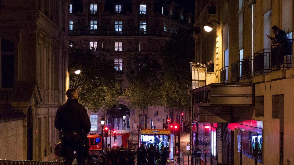Vermeintlicher IS-Angriff in Paris: Polizist und Angreifer tot