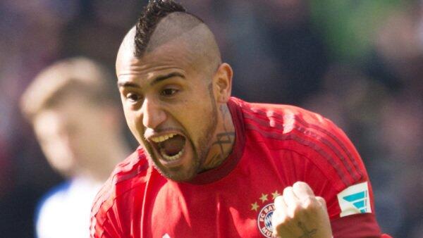 Arturo Vidal jubelt nach seinem Treffer zum 1:0