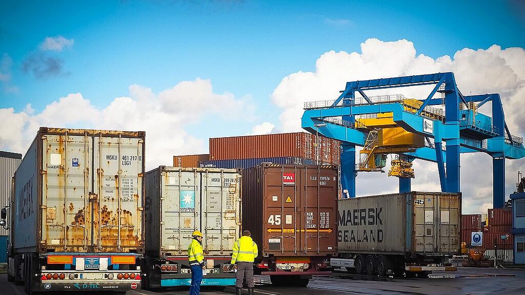 Container