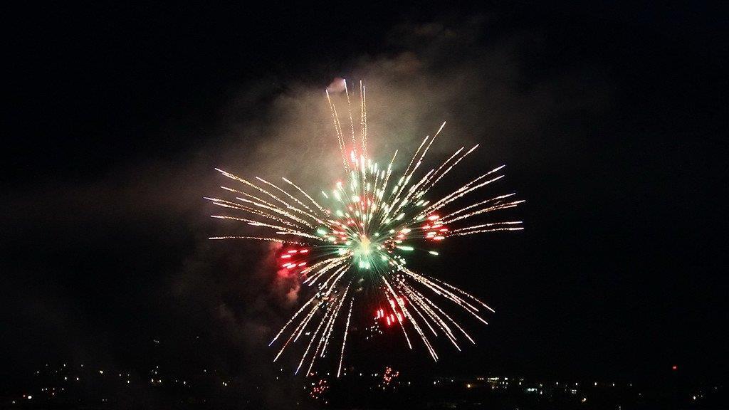 42. Dult: Feuerwerk am Freitag, II