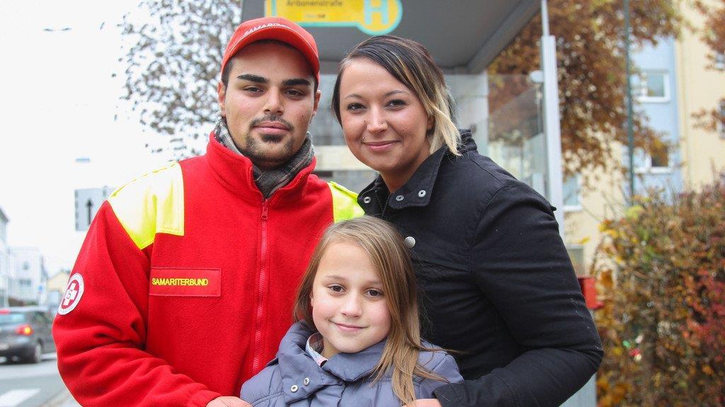 Bilder: Held und Schülerin