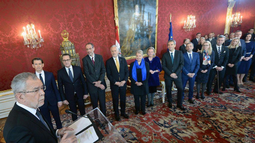 Regierung wird angelobt