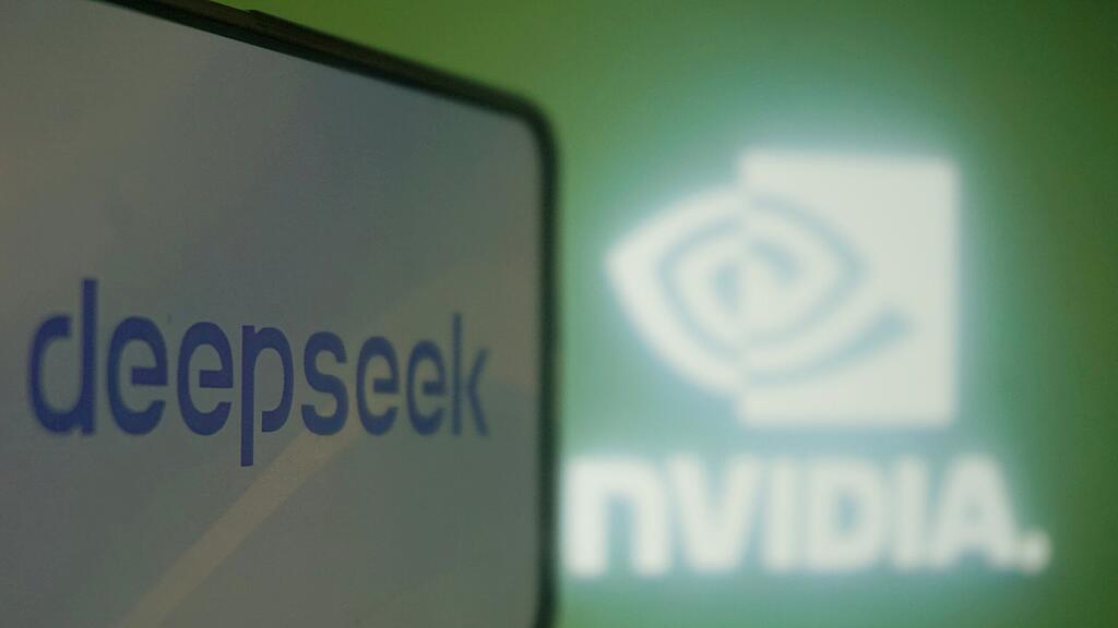 symb_nvidia, symb_deepseek