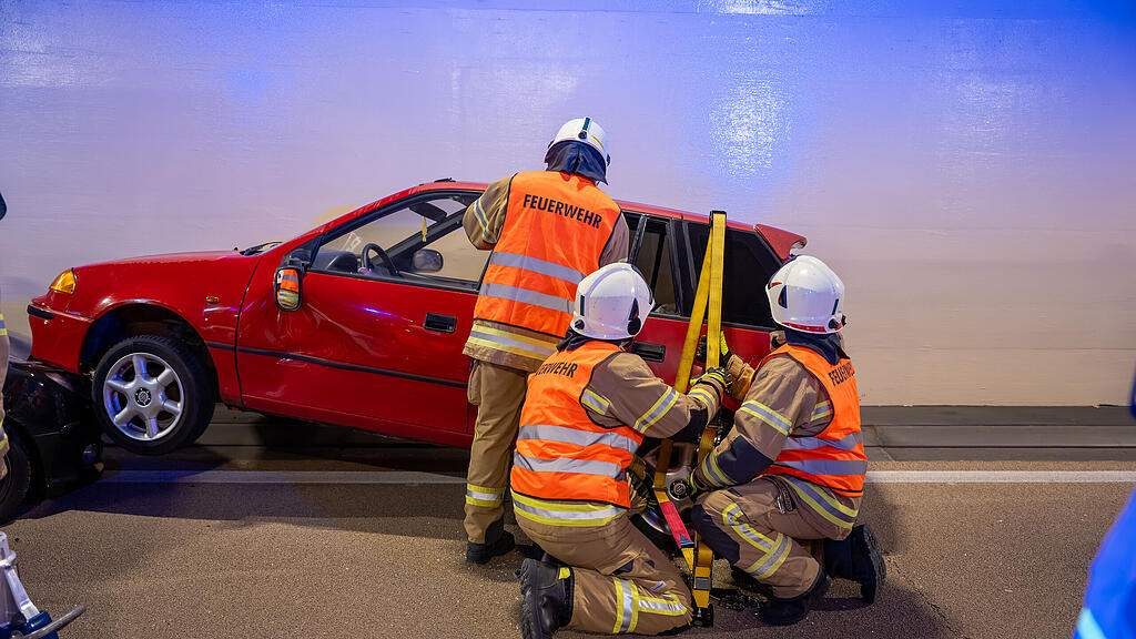 Große Einsatzübung im Lieferinger-Tunnel