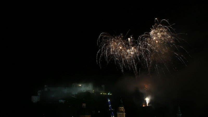 Großes Feuerwerk