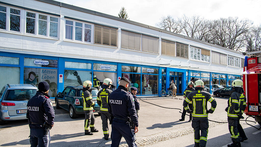 Pkw-Crash Salzburg-Parsch