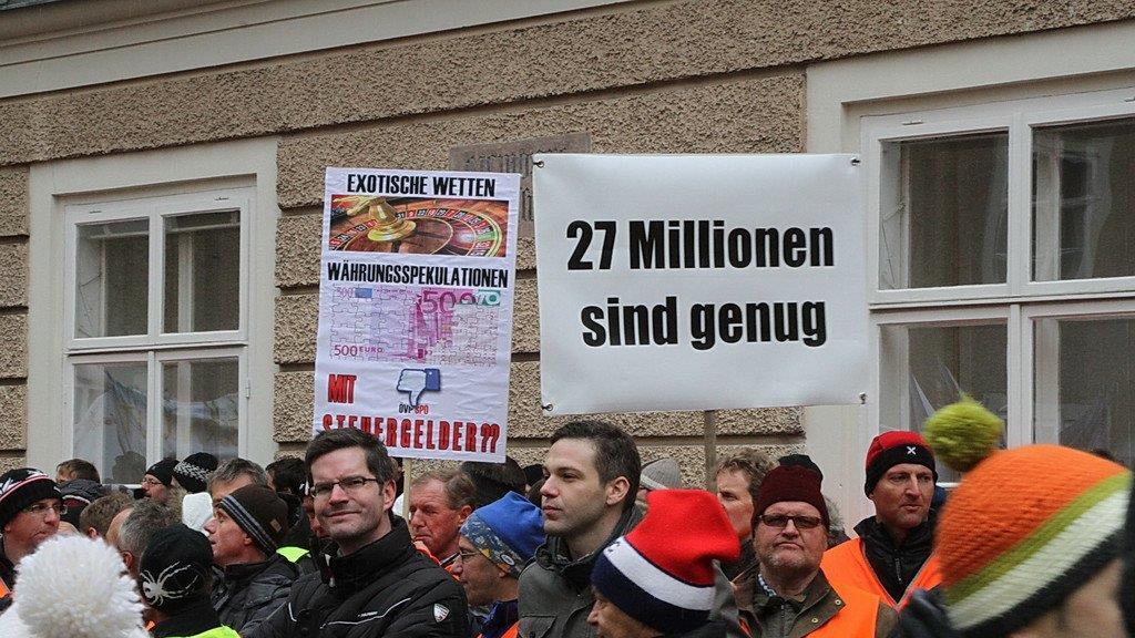 Protestmarsch zum Chiemseehof