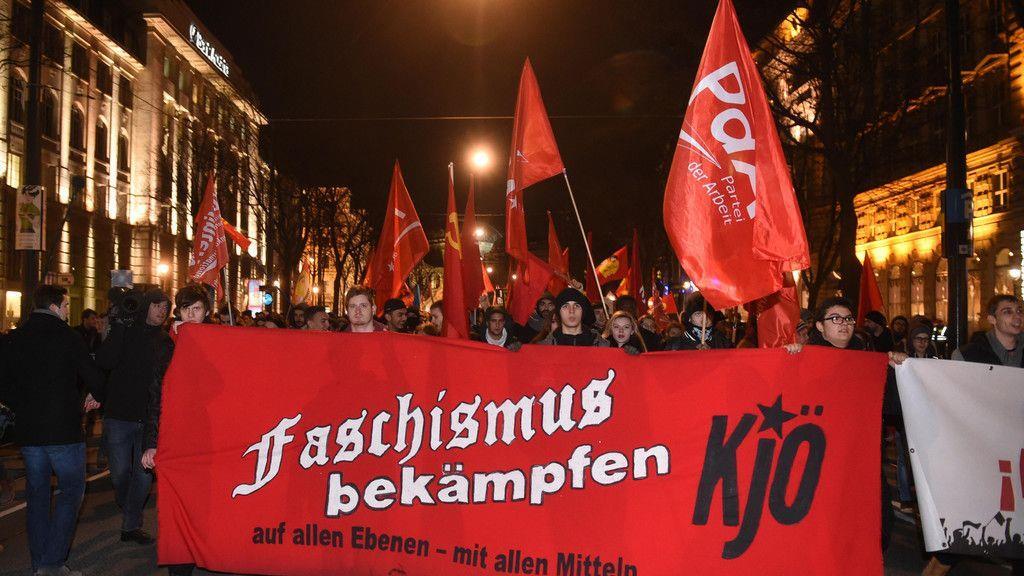 Proteste gegen Akademikerball 2016