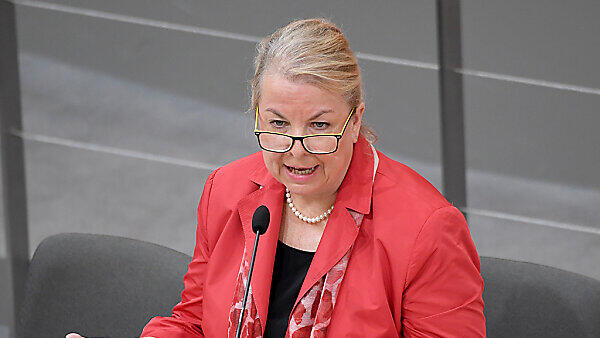 Hartinger will am Montag Details bekanntgeben