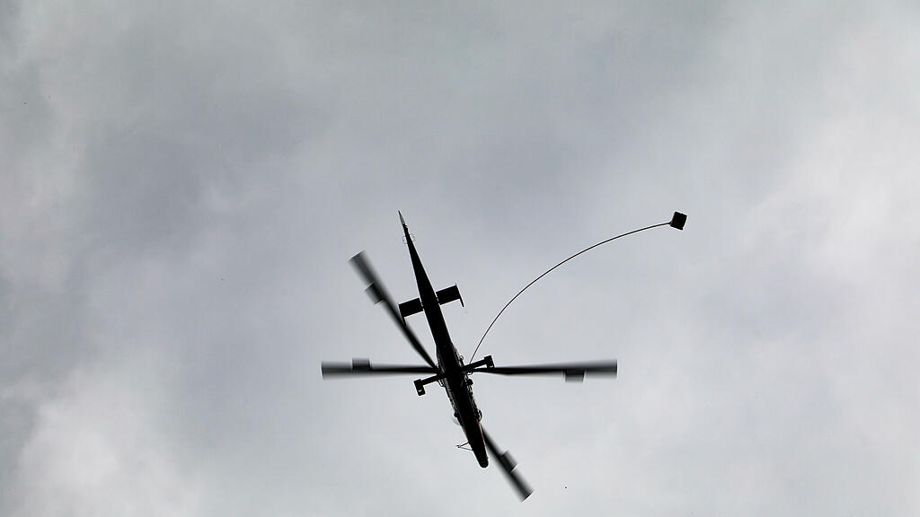 Baumfällungen per Hubschrauber am Kapuzinerberg