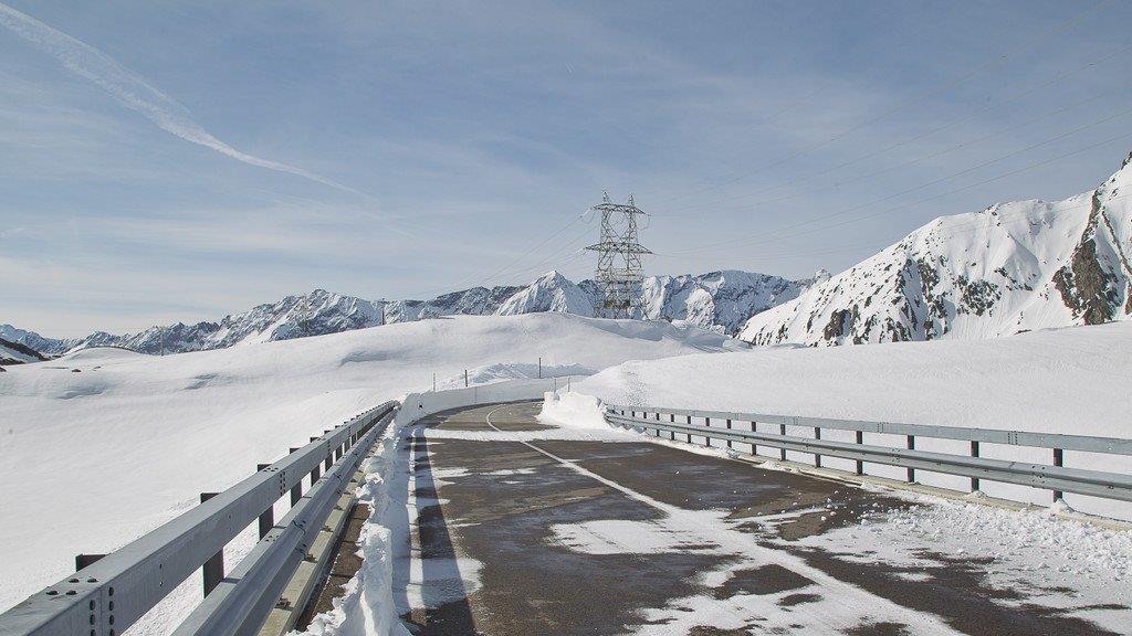 Schneeräumung am Gotthardpass