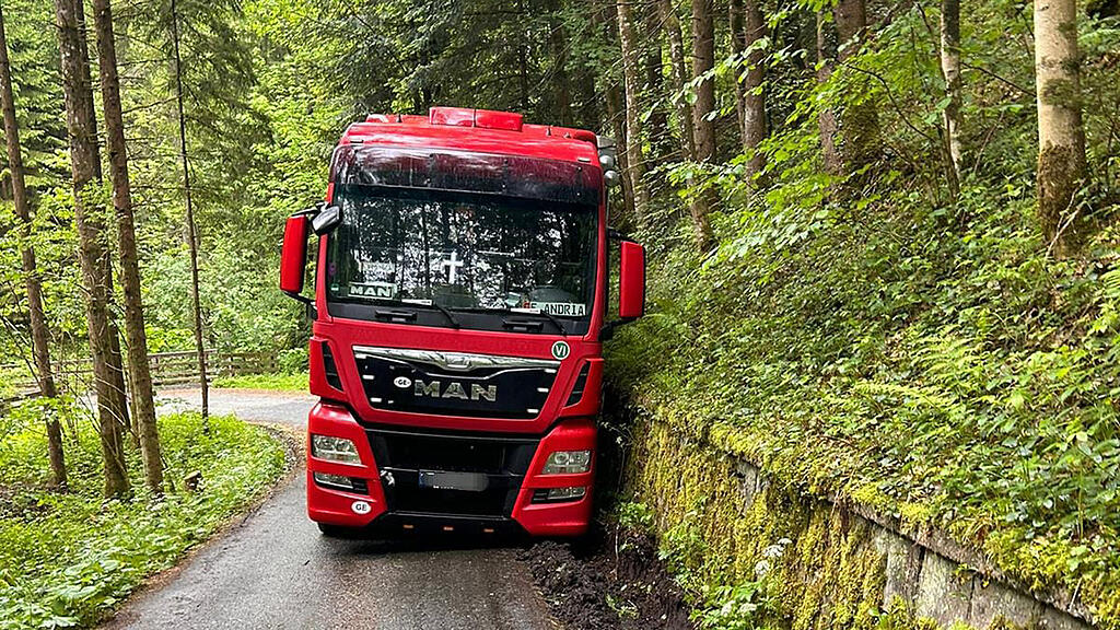 Lkw-Bergung in Thalgau