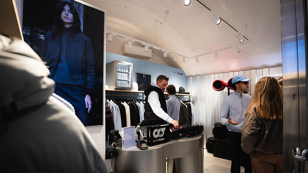 Eröffnung  AlphaTauri Pop-Up Store