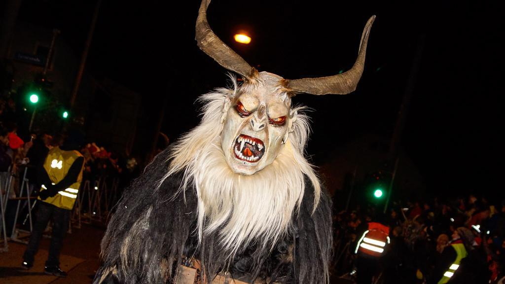 Gnigler Perchtenlauf