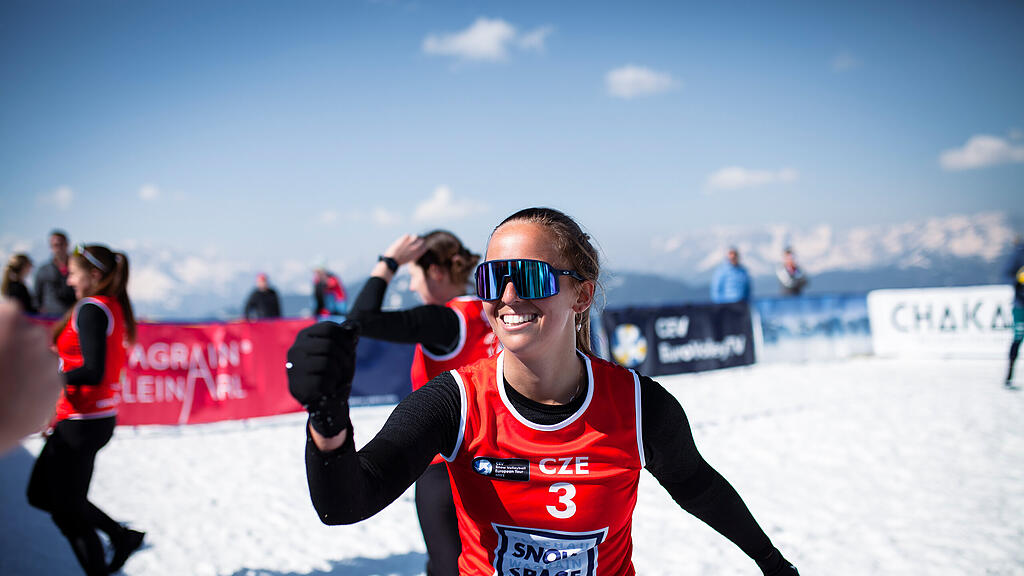 Snow Volleyball Wagrain