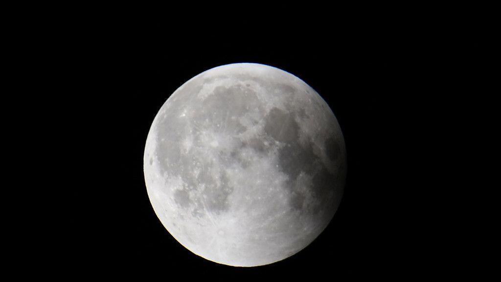 Bilder der Mondfinsternis