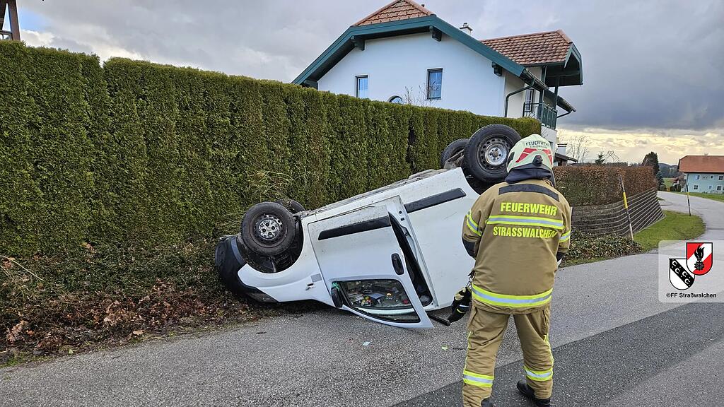 Pkw-Überschlag in Straßwalchen