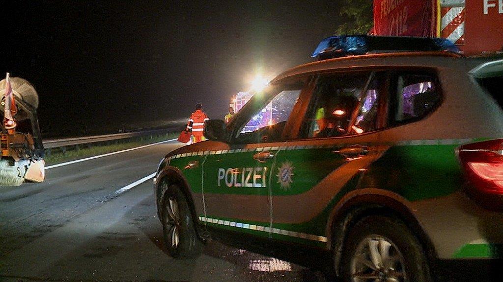 Horrorcrash auf A8 bei Grabenstätt
