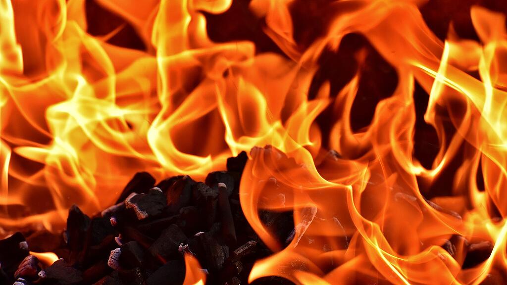 symb_feuer; symb_feuerstelle