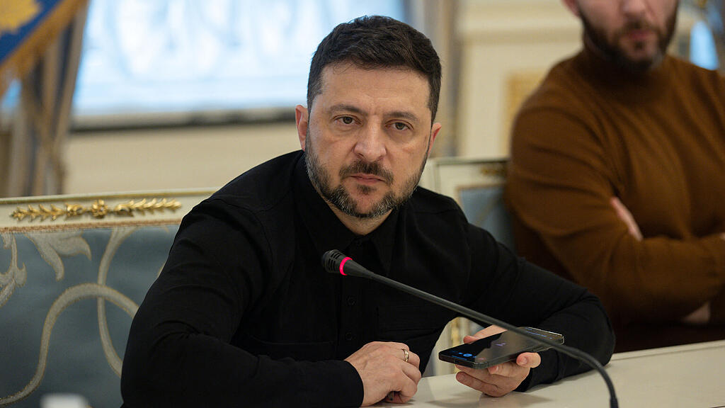 Selenskyj zu Verhandlungsbasis mit Russland