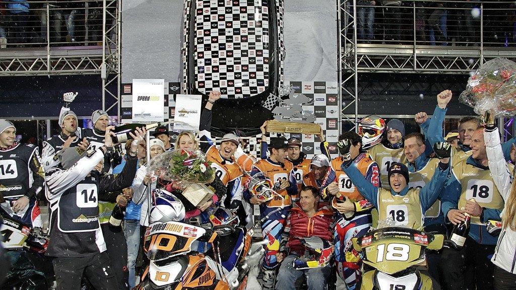 Siegerehrung bei Snow Mobile