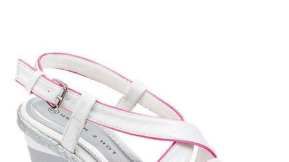 Schuhe im Frühling 2013: Je bunter, desto besser