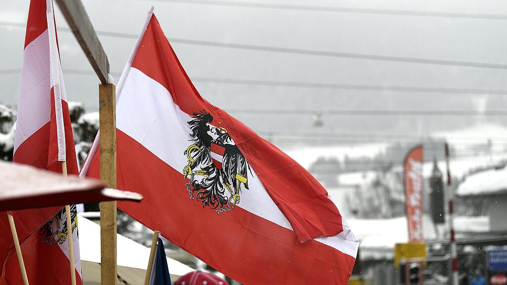 Fans in Kitzbühel