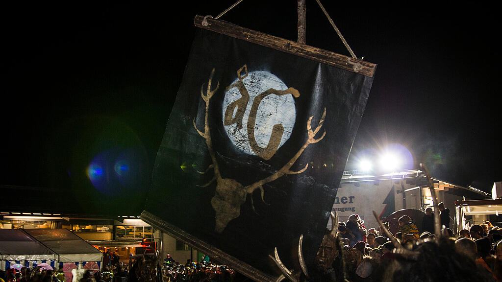 Krampuslauf in H\u00fcttau