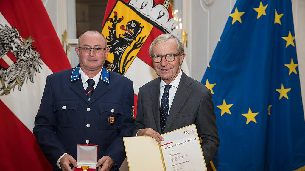 Wasserretter und Wasserretterinnen in Landesresidenz