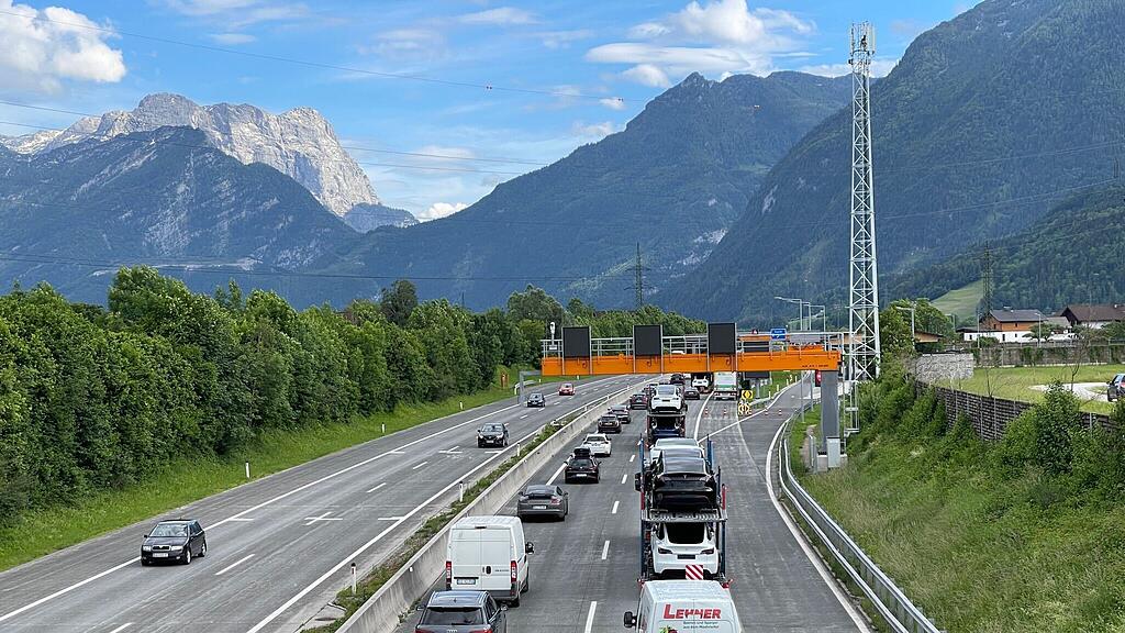 Stau A10
