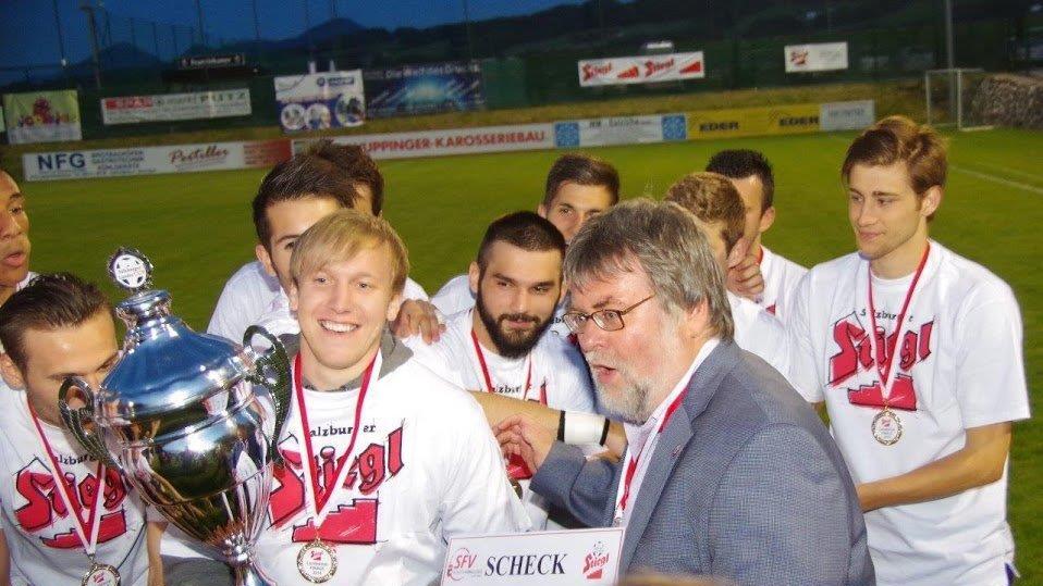 Austria Salzburg holt Cup