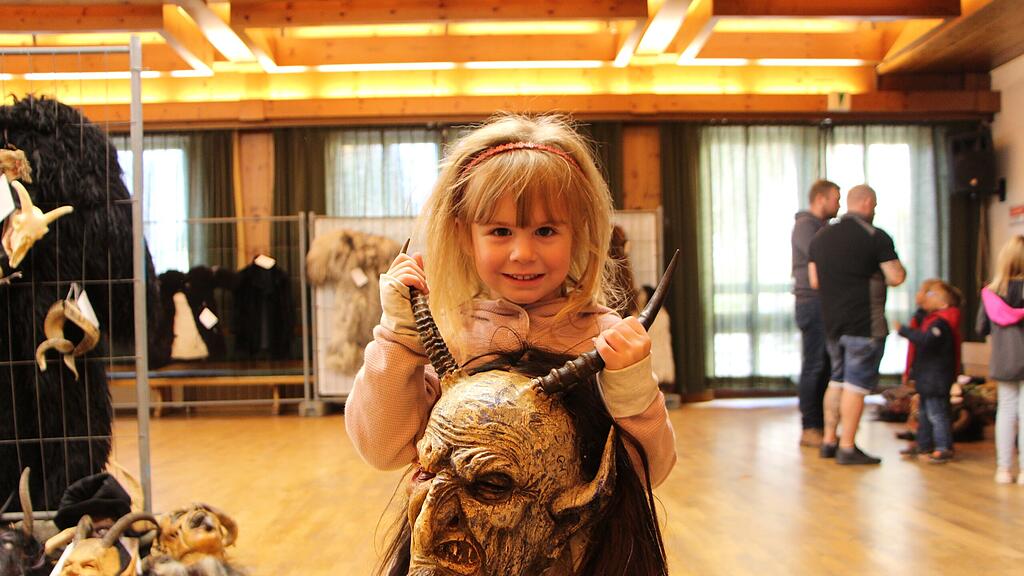 3. Krampusb\u00f6rse in Schwarzach