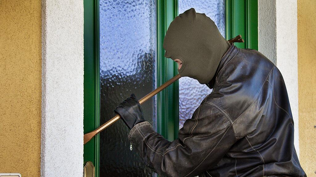 Die unbekannten Täter richteten erheblichen Schaden an.