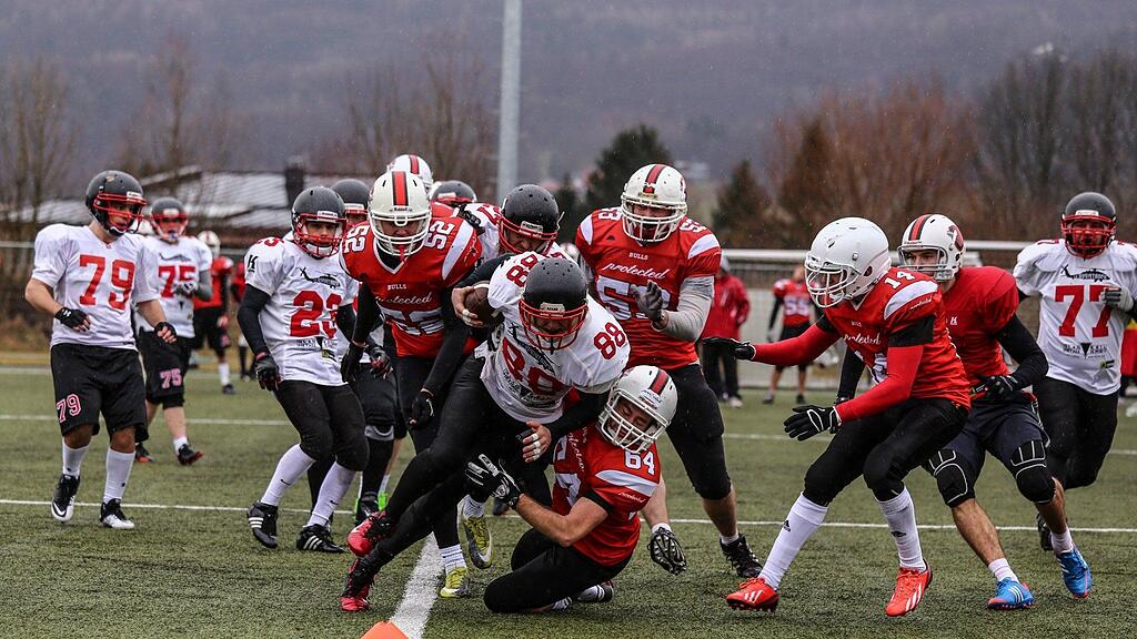 Die Salzburg Bulls müssen sich eine Liga tiefer erst beweisen.