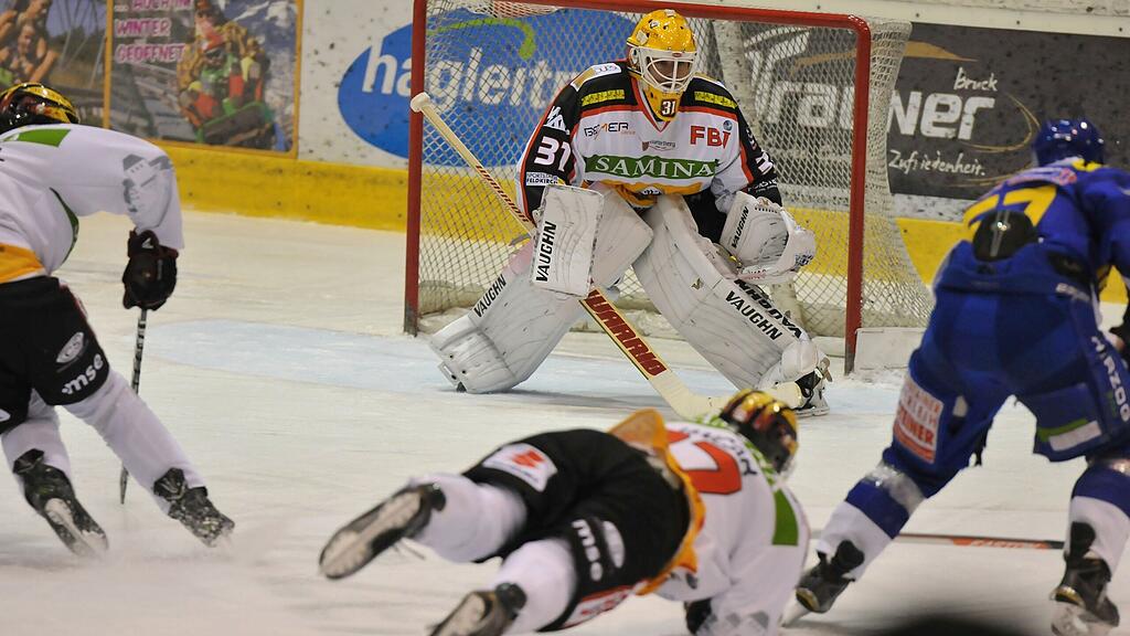 Die Eisbären fuhren am Wochenende nur einen Punkt aus zwei Spielen ein.