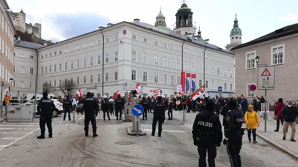 Corona-Demo in der Stadt Salzburg