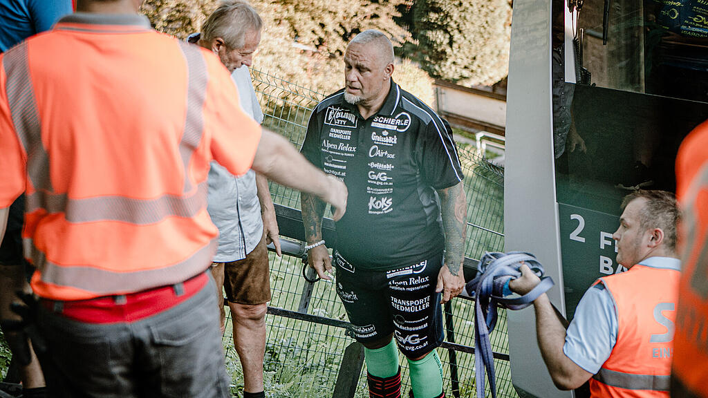 Weltrekordversuch FestungsBahn ziehen