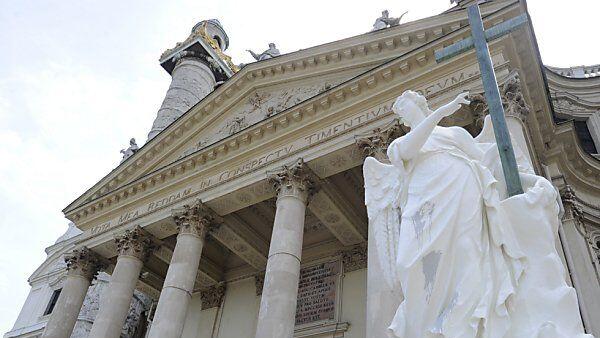 Erneute Sachbeschädigung an Wiener Karlskirche