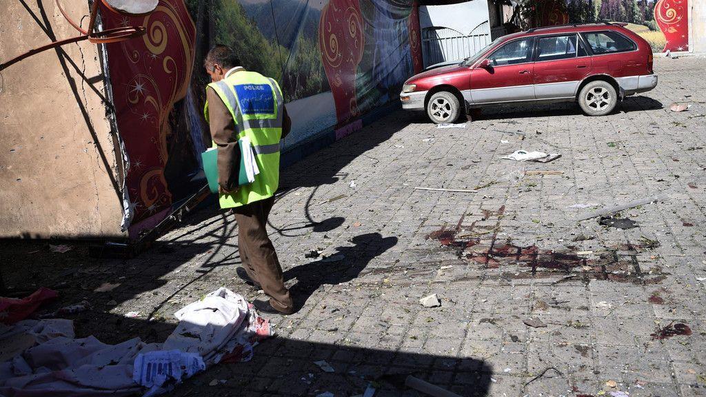 Bombenanschlag in Kabul fordert dutzende Tote