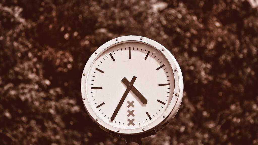 symb_uhr